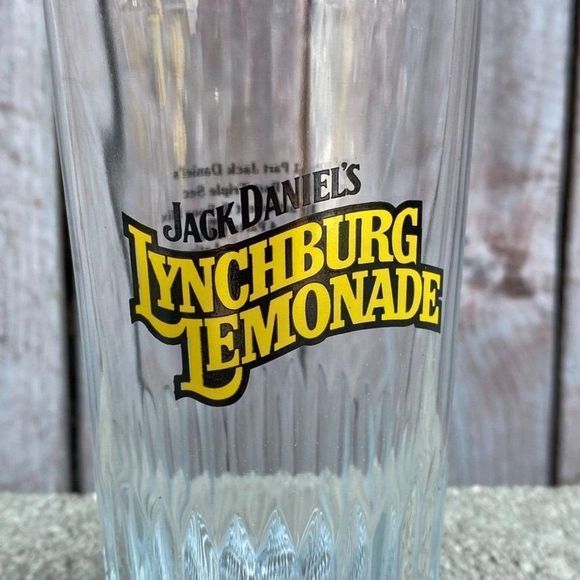Jack Daniel's Lynchburg Lemonade Cocktail Shaker Mixer Tall - Picture 2 of 7